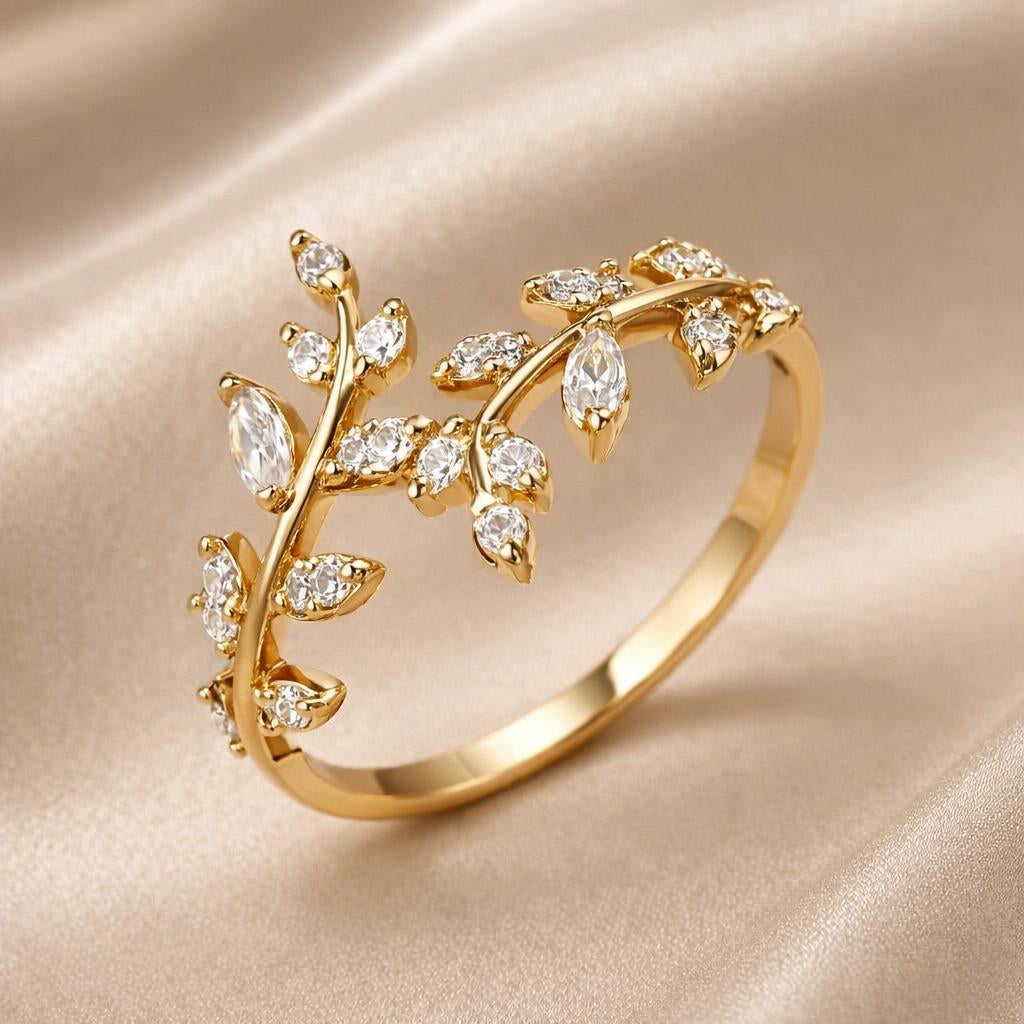 White Gold Vine Ring with Zirconia
