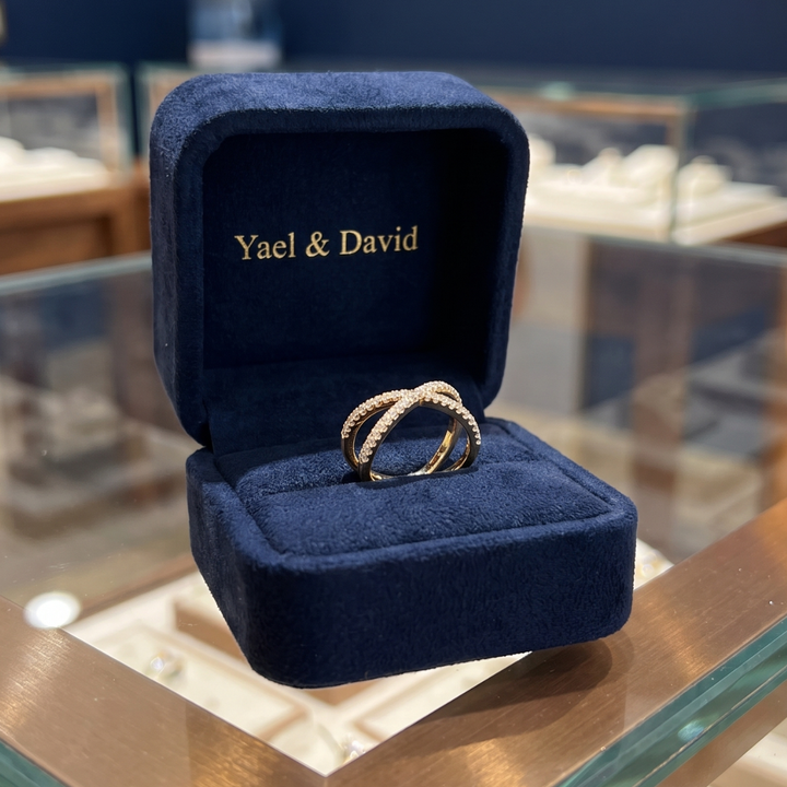Interlocking Cross Ring made of Zirconia
