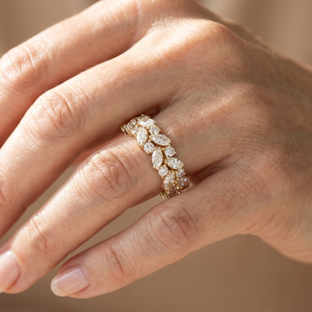 ZIRCONIA MARQUISE RING IN GOLD CASCADE