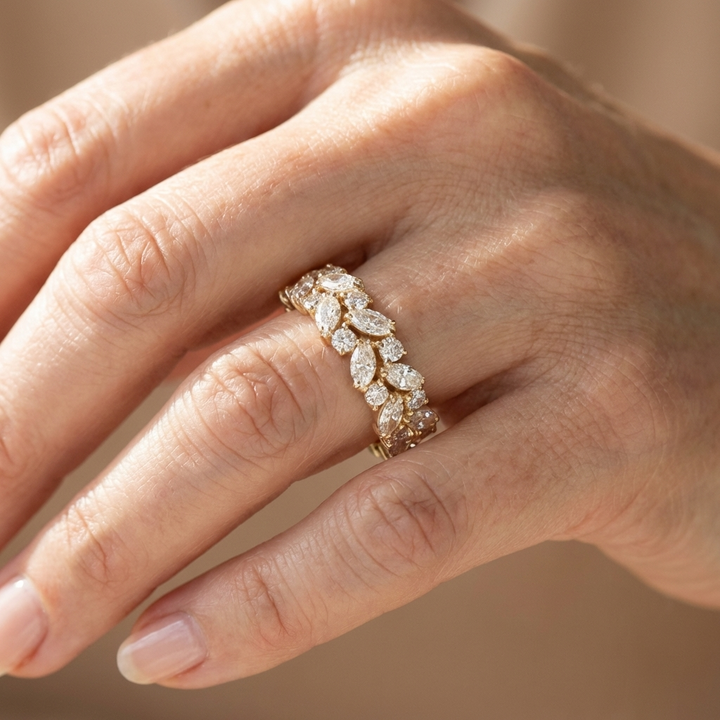 ZIRCONIA MARQUISE RING IN GOLD CASCADE