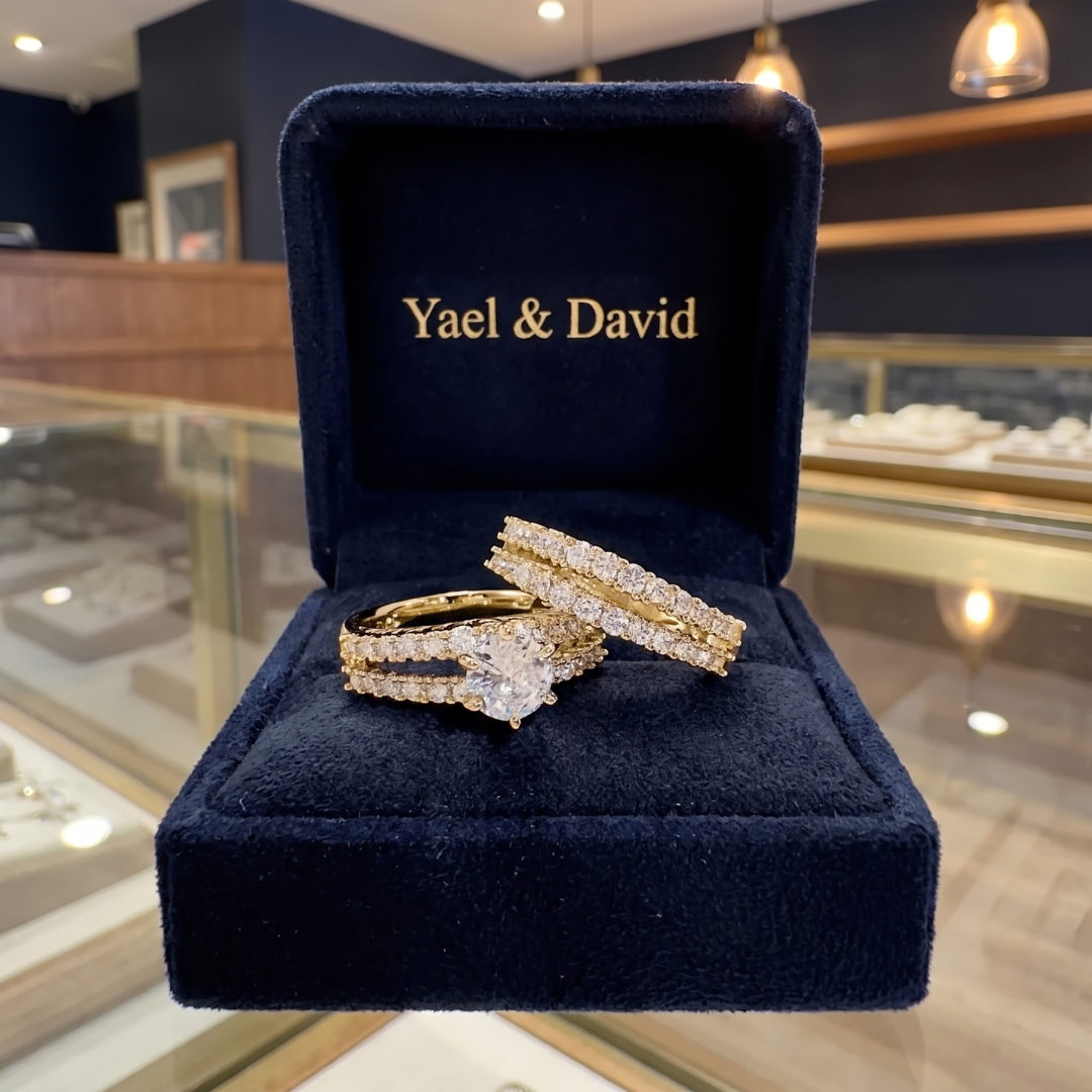 Eternal Radiance Ring Set | Gold