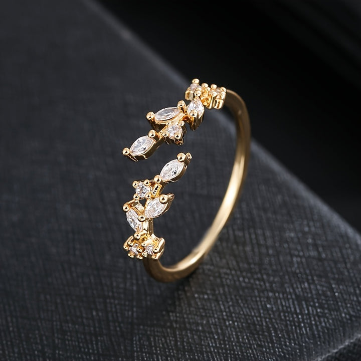 1pc Ring, New Fashion Leaf Micro-Pave Synthetic Zirconia Statement Versatile Women'S Open Ring
