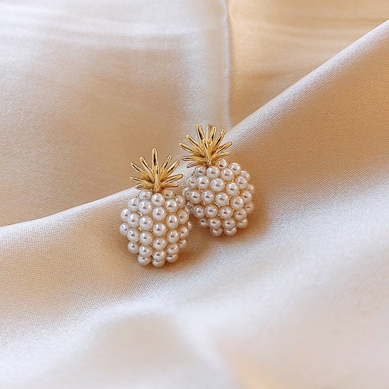 Tropical pineapple earrings with incorporated pearls