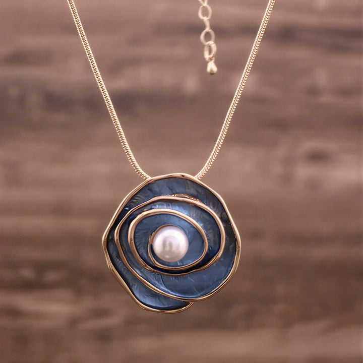 Blue Elegance Pearl Necklace