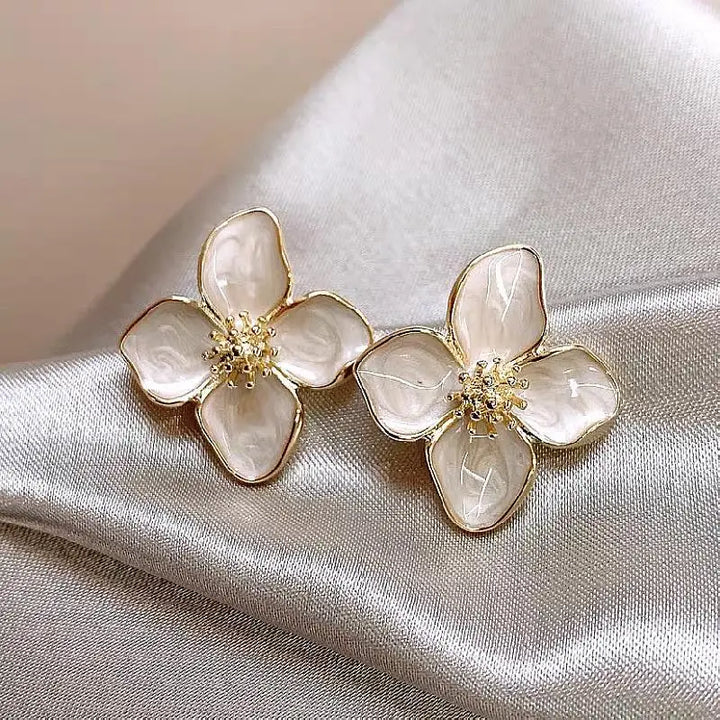 Florielle Bloom Stud Earrings