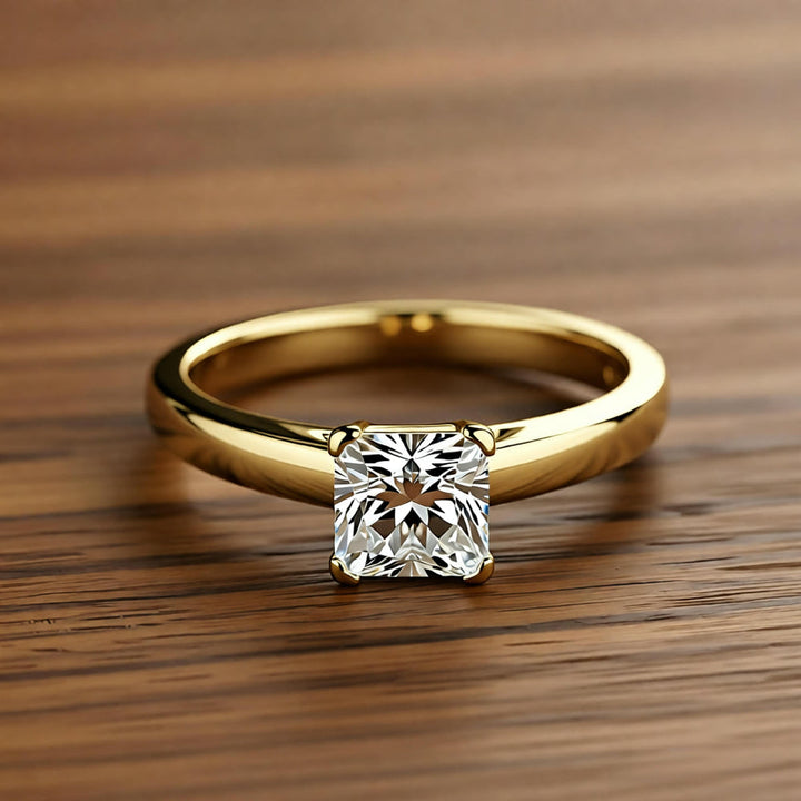 Square Ring in Crystal and White Gold