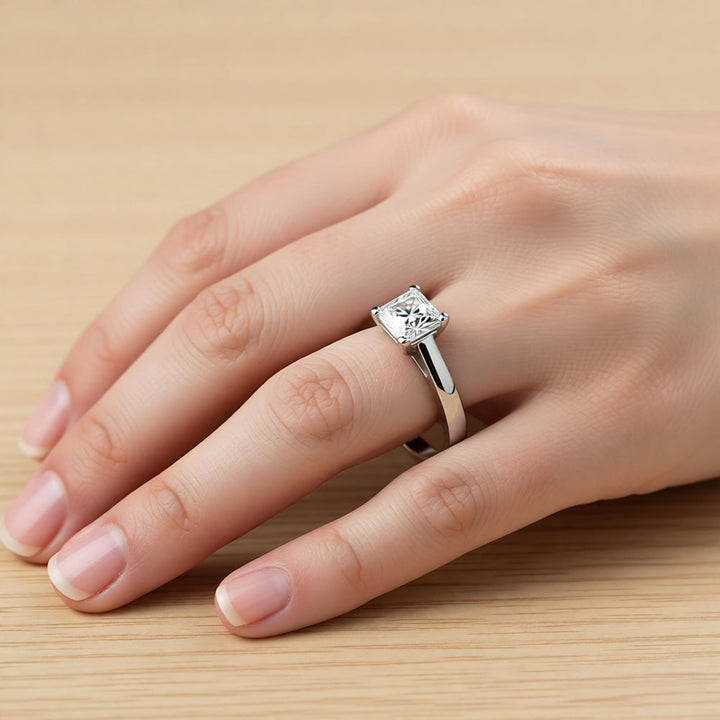 Square Ring in Crystal and White Gold