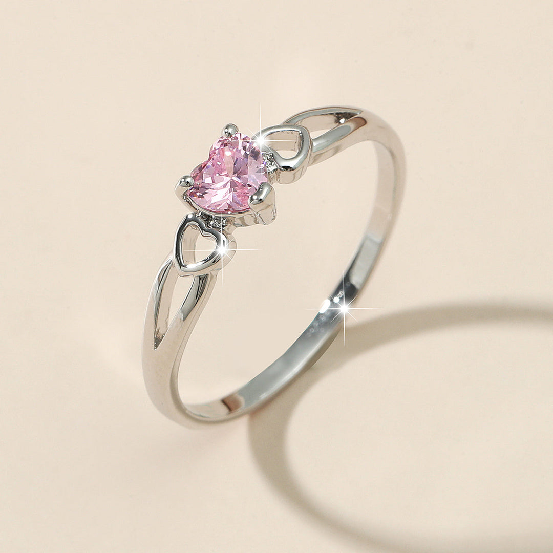 Rosalie: White Gold Ring with Heart-Shaped Zirconia