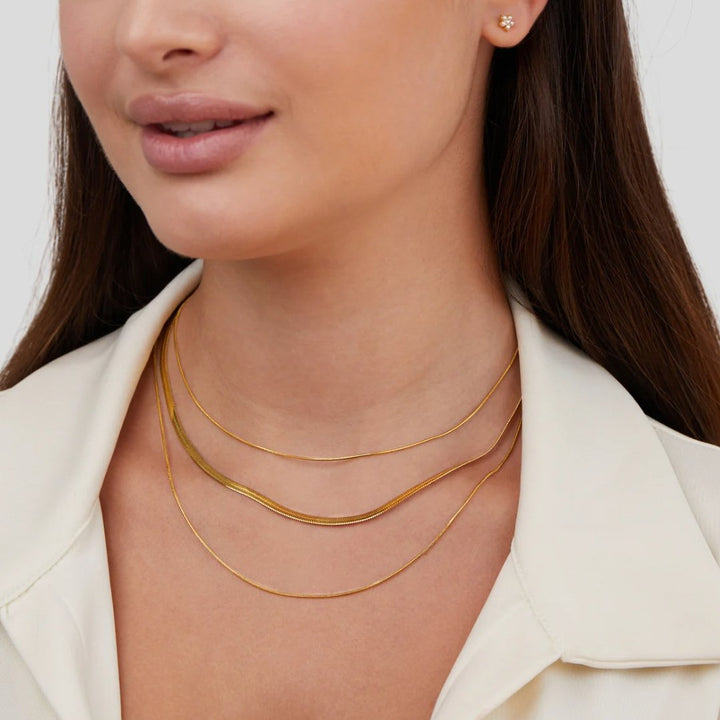 Multi-layered gold necklace